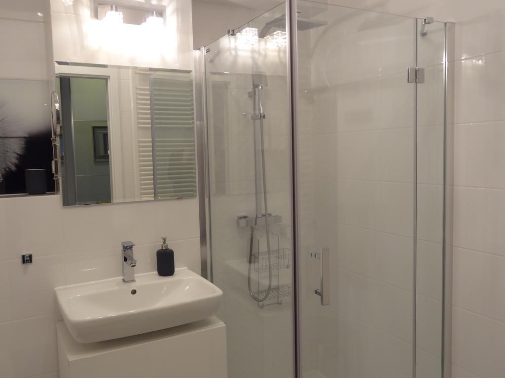 Apartament Studio Poz Poznań Zewnętrze zdjęcie